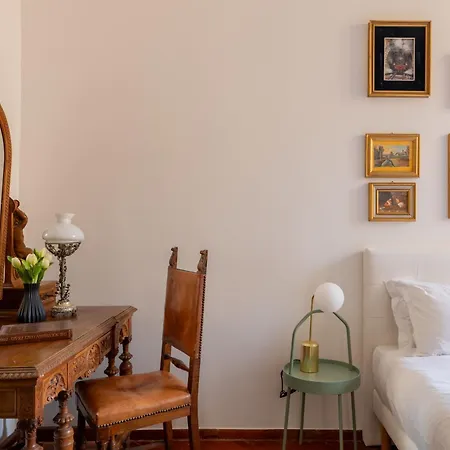 Iflat Elegant 3 Bedroom Near The Pantheon *