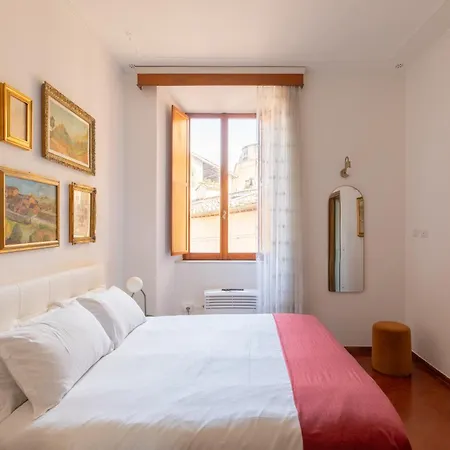 Iflat Elegant 3 Bedroom Near The Pantheon